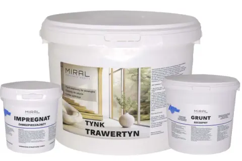 Zestaw produktów Miral: tynk trawertyn, impregnat i grunt. Idealne do stworzenia dekoracyjnej, naturalnej struktury na ścianach.